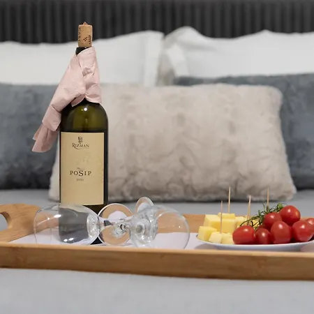 Ocean Front With Stunning View Apartamento