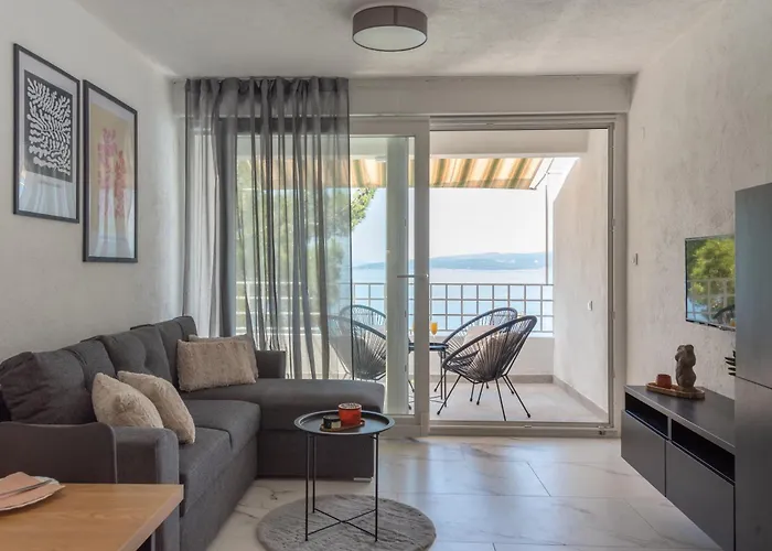 Ocean Front With Stunning View Krvavica